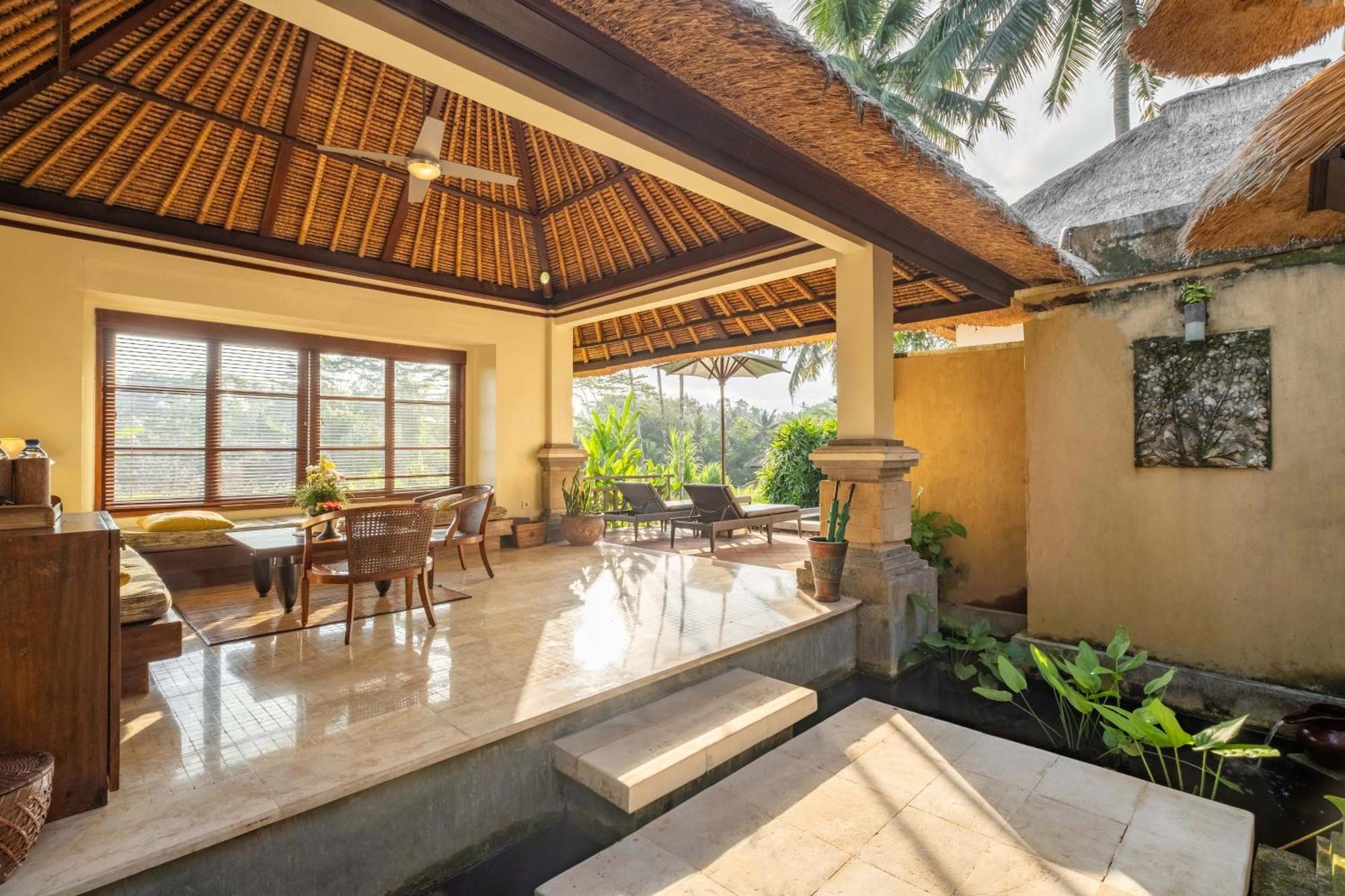 Semana Villa